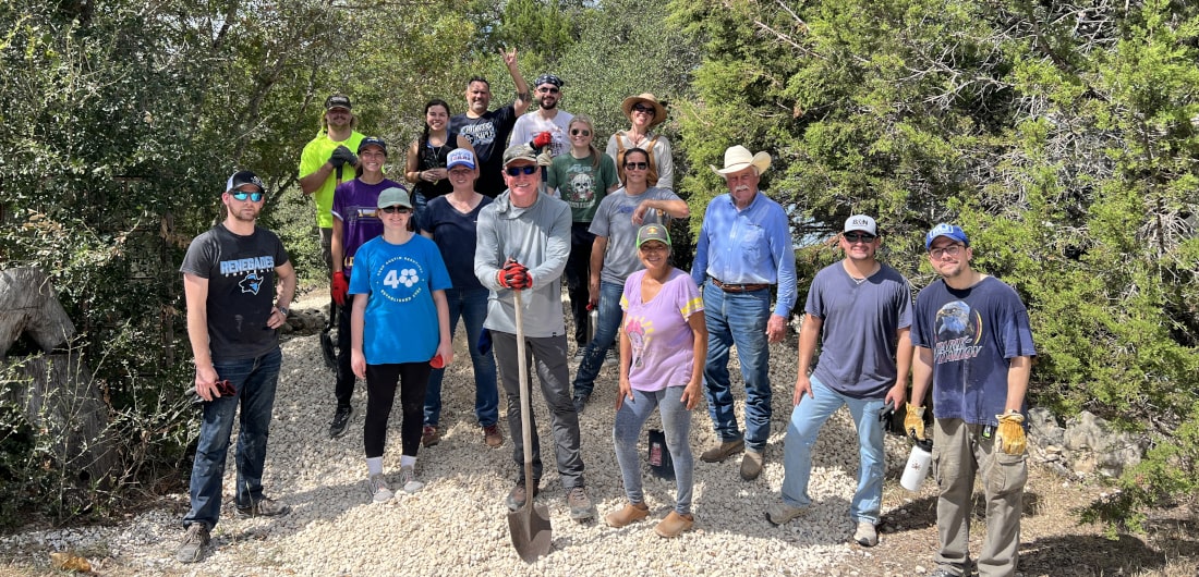 A volunteer B&N group